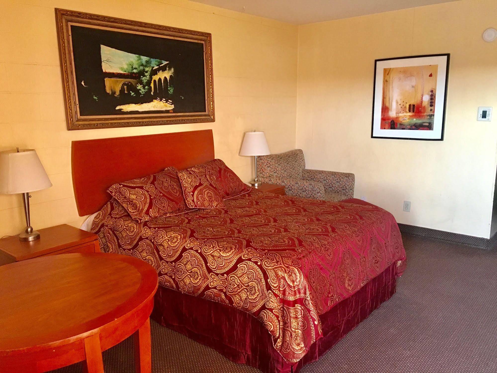 Town & Country Motel Livingston Buitenkant foto