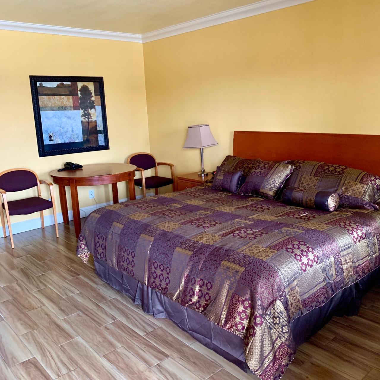 Town & Country Motel Livingston Buitenkant foto